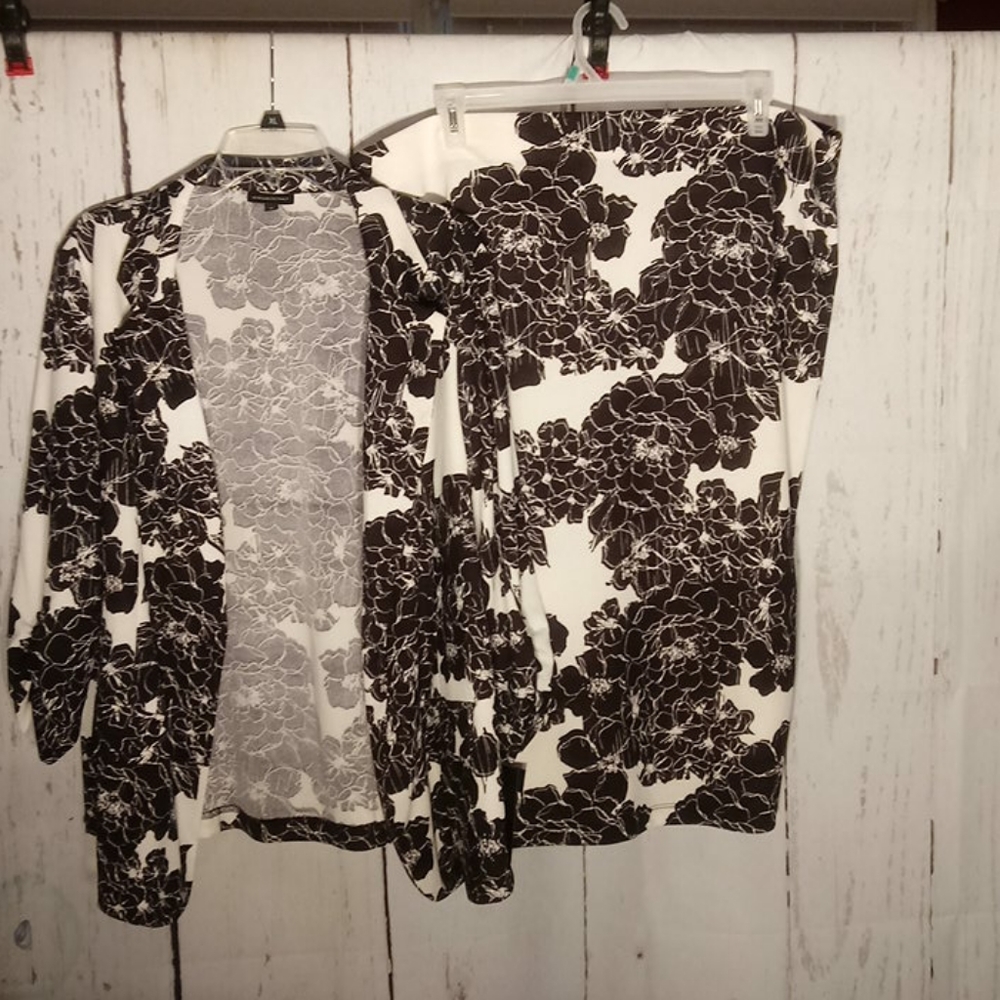 Jacket and skirt F33